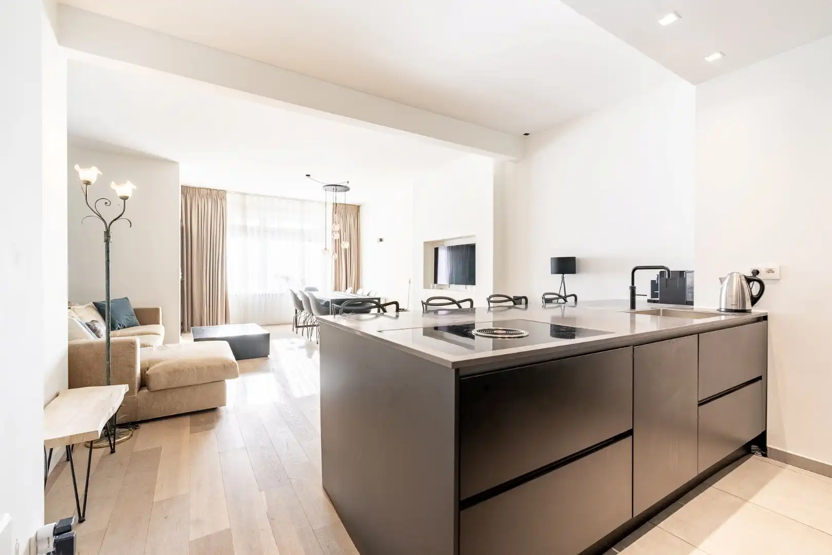 Stijlvol appartement op wandelafstand van het Albertstrand foto 13