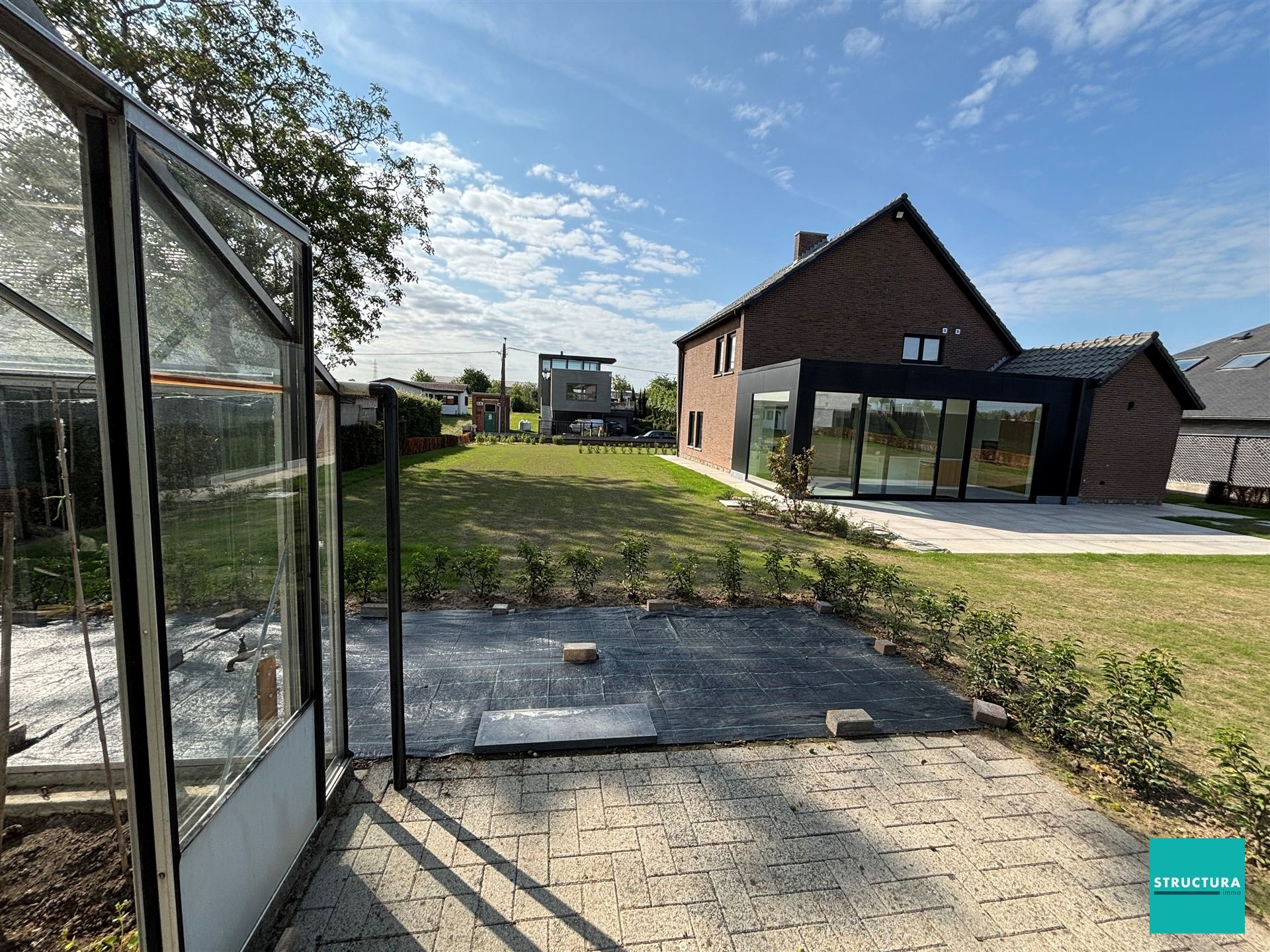 Volledig gerenoveerde woning gelegen op een rustige locatie foto 23