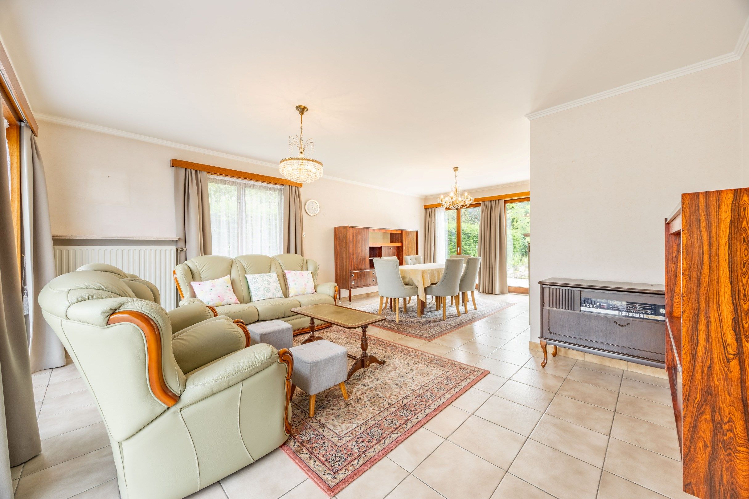GELIJKVLOERS WONEN OP 598M² foto 3