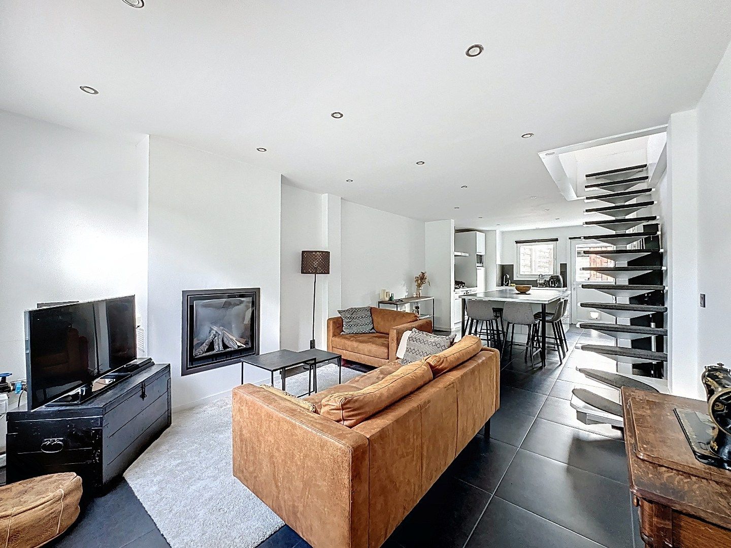 Rijwoning met knusse buitenruimte te Kessel-Lo! foto {{pictureIndex}}