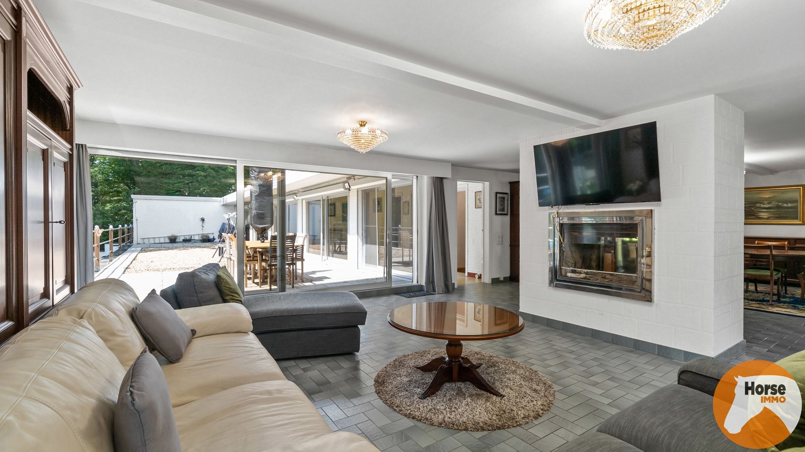 BERINGEN - Ruime woning + projectgrond foto 15