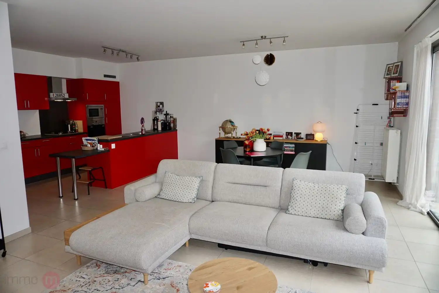 Recent appartement met 2 slaapk, terras en autostaanplaats. foto 7