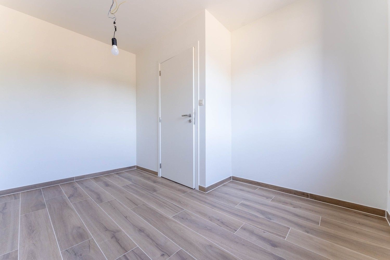 Mooie moderne nieuwbouw woning met 3 SLK op een diep perceel te Eksel foto 30