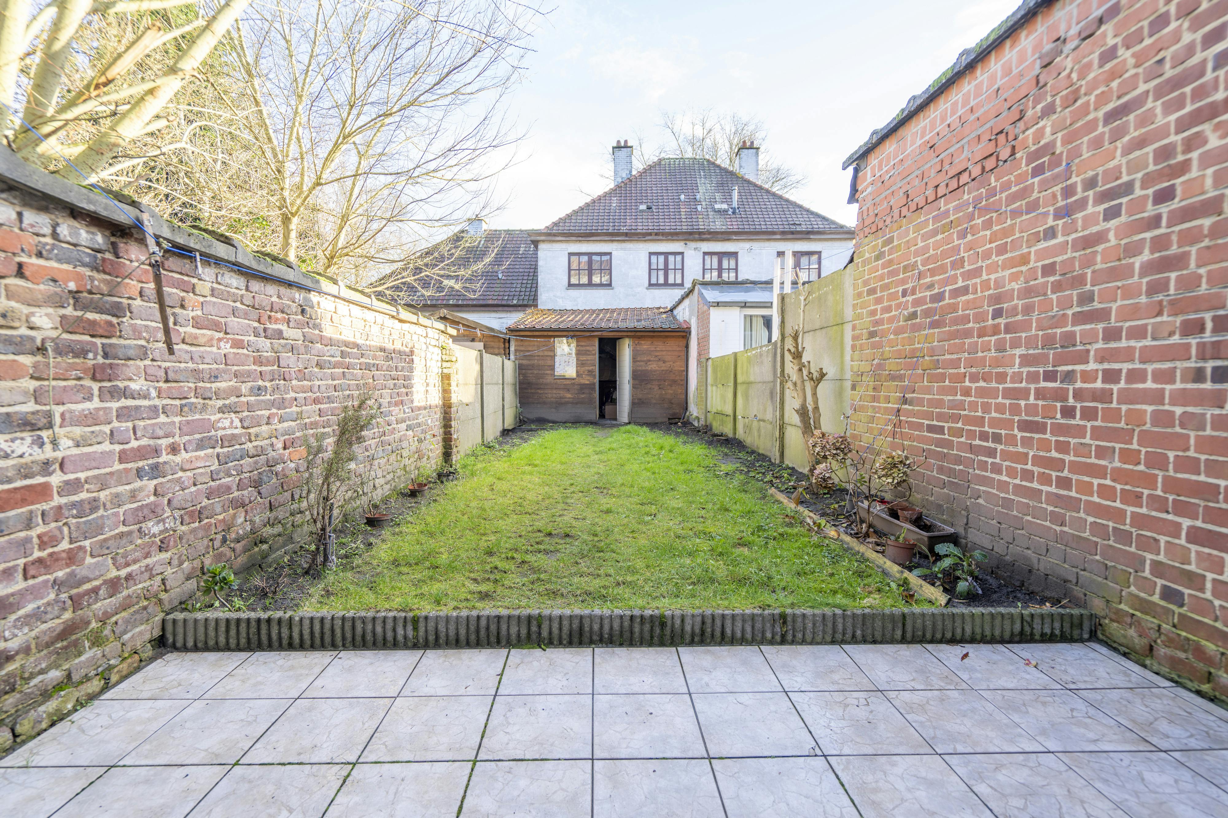 Opbrengsteigendom met twee appartementen te koop in Kortrijk foto 10