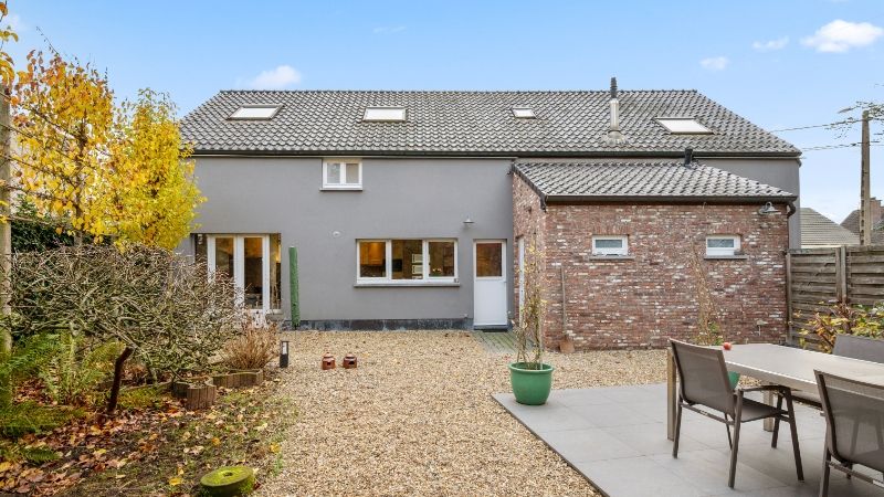 Ruime woning van 256m² op 10 are 32 ca foto 27