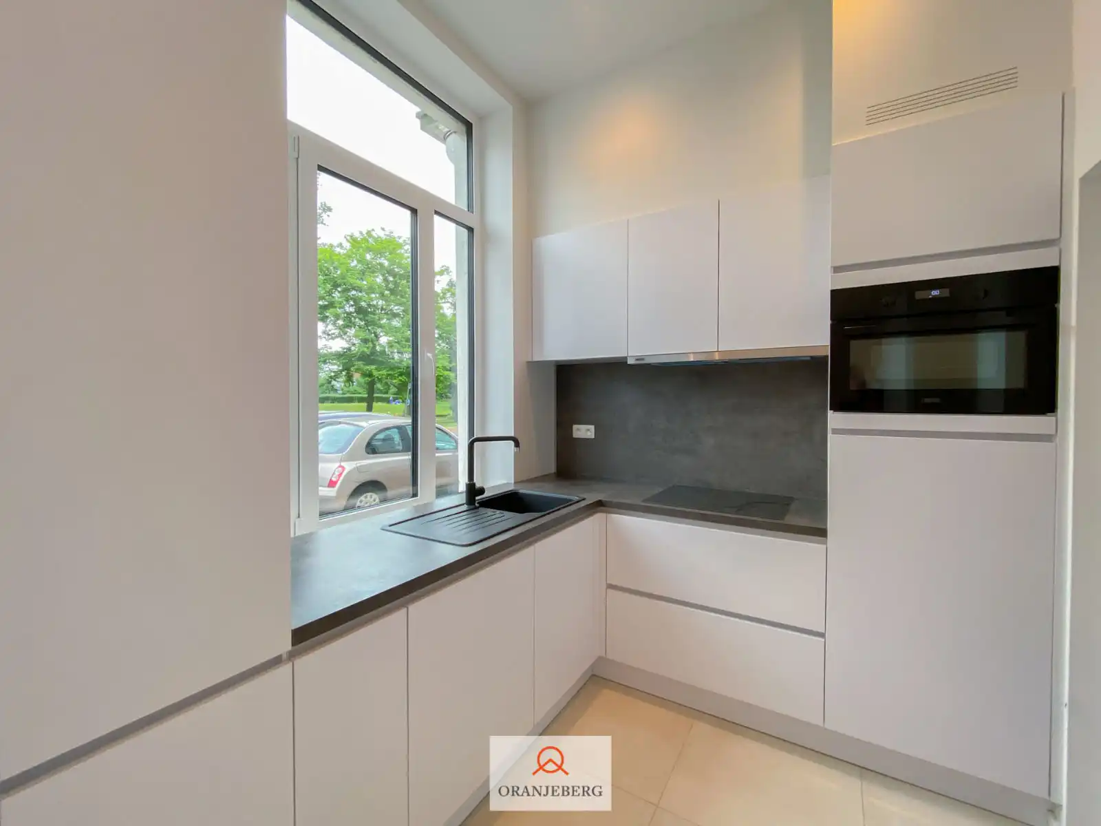 Woning met 3 slpk's en koer foto 4