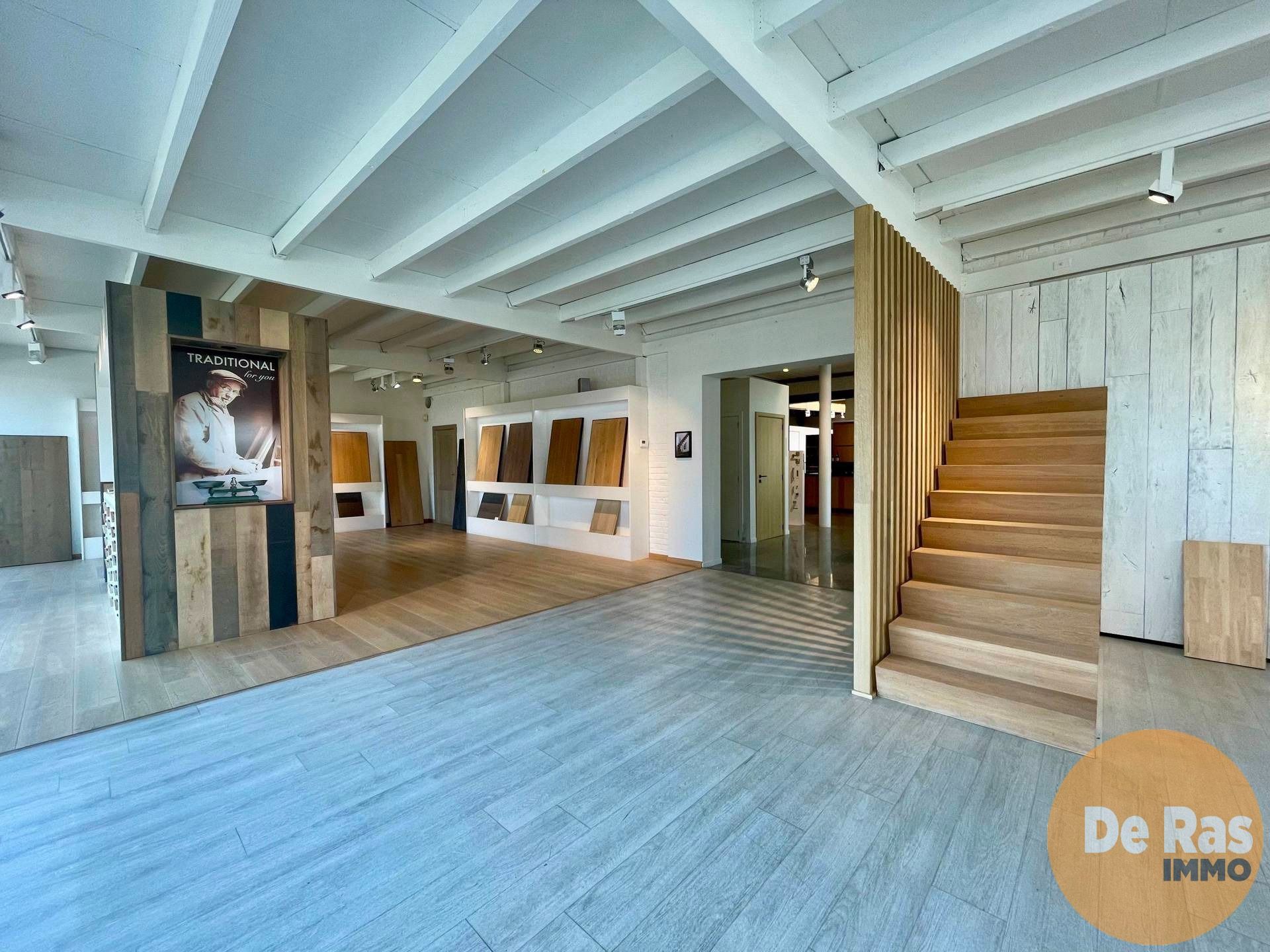 ERPE- MERE - Commercieel gebouw op A+ locatie foto 2