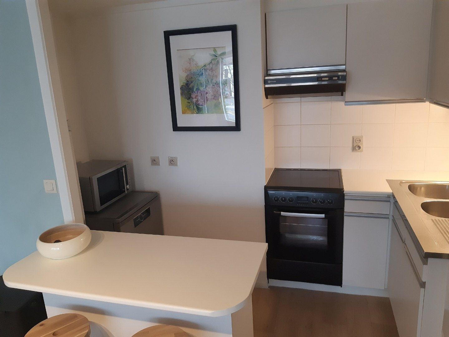 Ruim en lichtrijk appartement - centrum Gavere.  foto 8