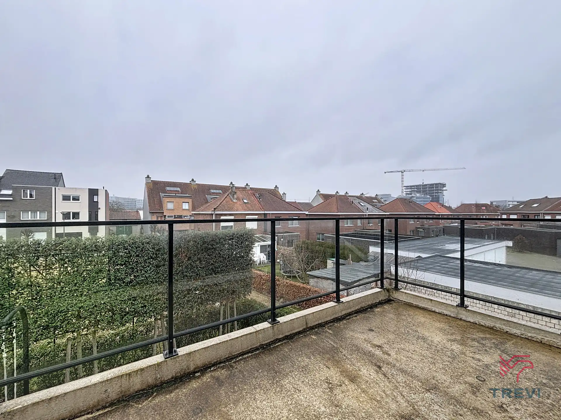 Mooie 2-slaapkamer ONMEUBILEERD appartement foto 6