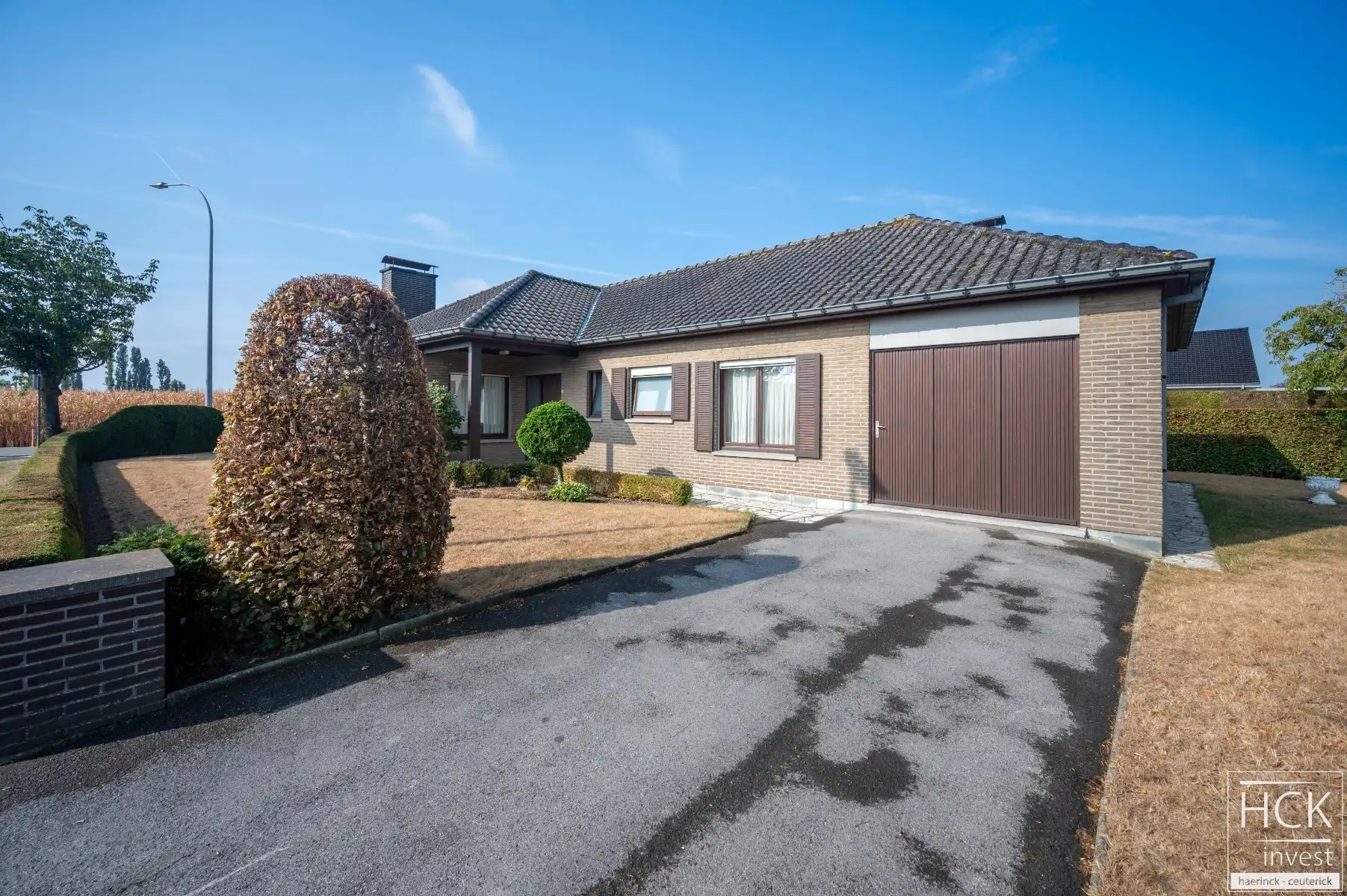 WAREGEM - Gelijkvloerse en lichtrijke woning op mooi perceel van 833m² ! foto 2