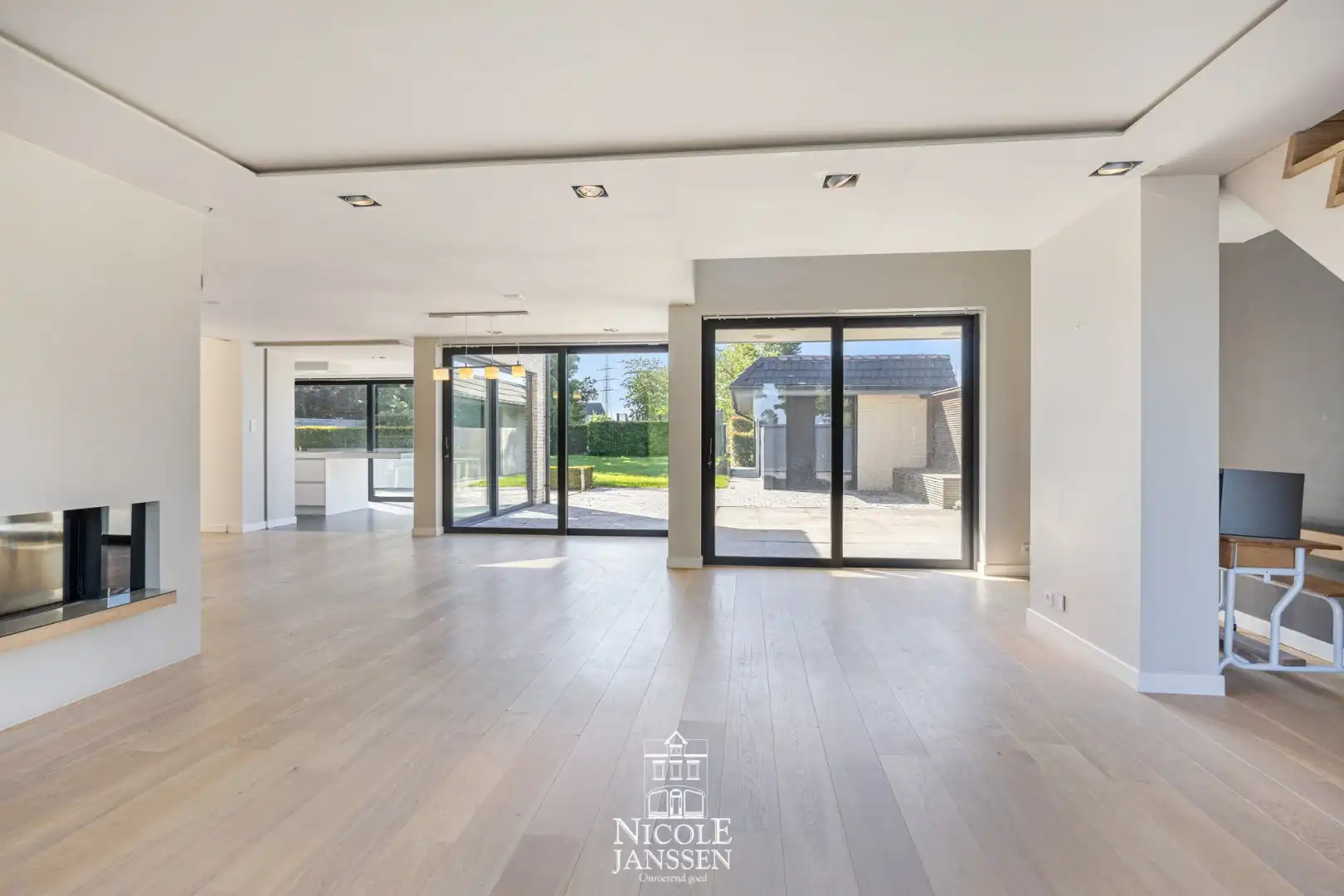 Energiezuinige villa met vijf slaapkamers in een rustige, groene omgeving  foto 10