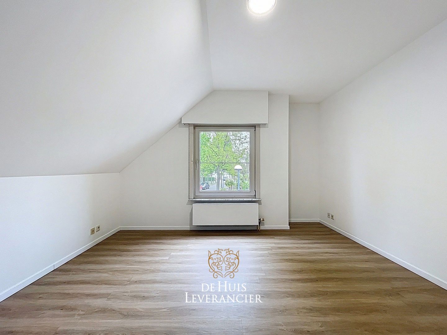 Instapklare, gerenoveerde villa in het hart van Kontich waar rust en comfort gegarandeerd worden foto 21