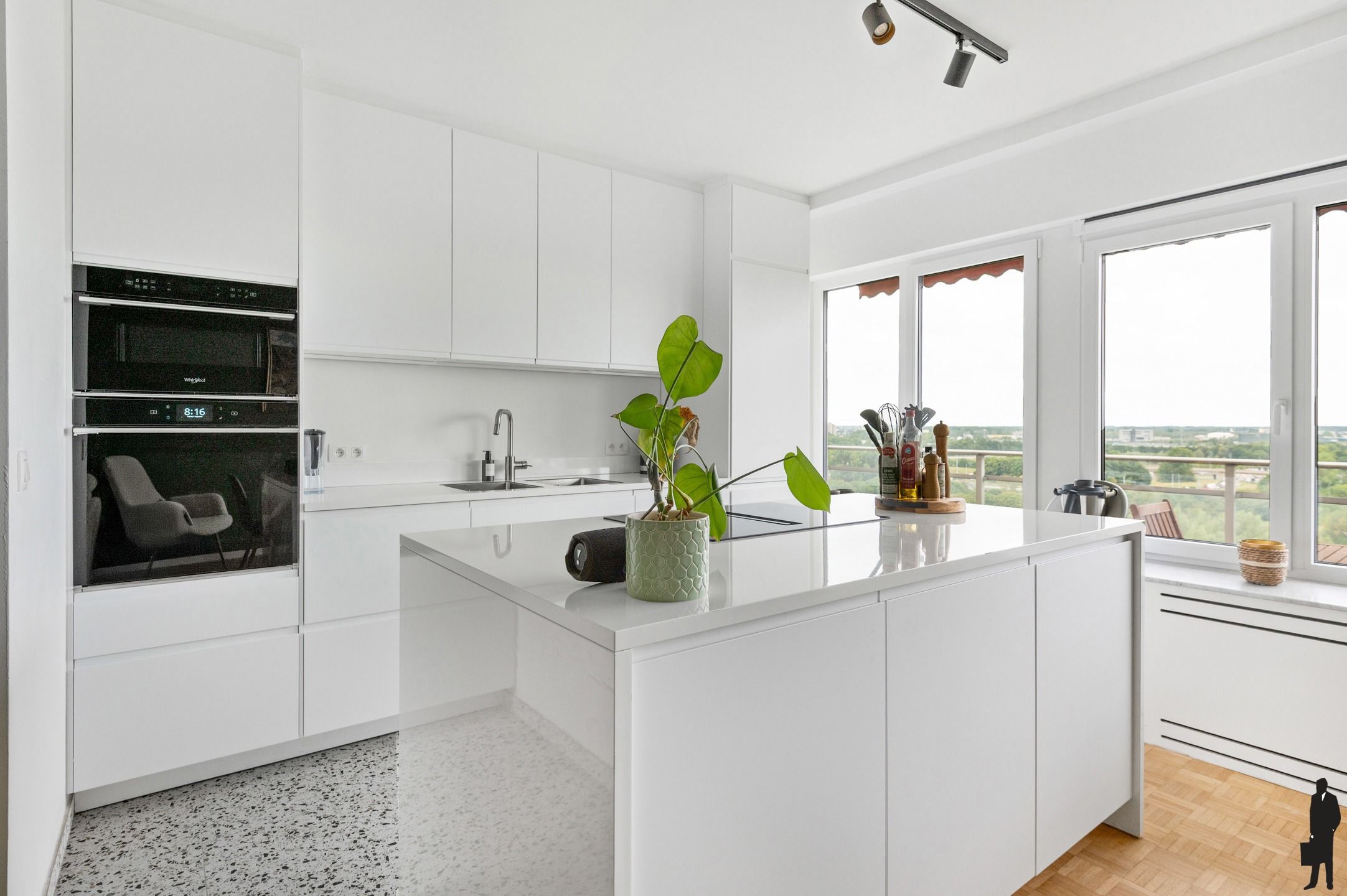 Instapklaar appartement met adembenemend uitzicht in Antwerpen foto 2