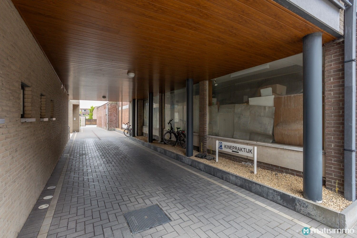 GOED GELEGEN PROJECT VOOR 3 APPARTEMENTEN + 6 AUTOSTAANPLAATSEN IN CENTRUM BILZEN foto 35