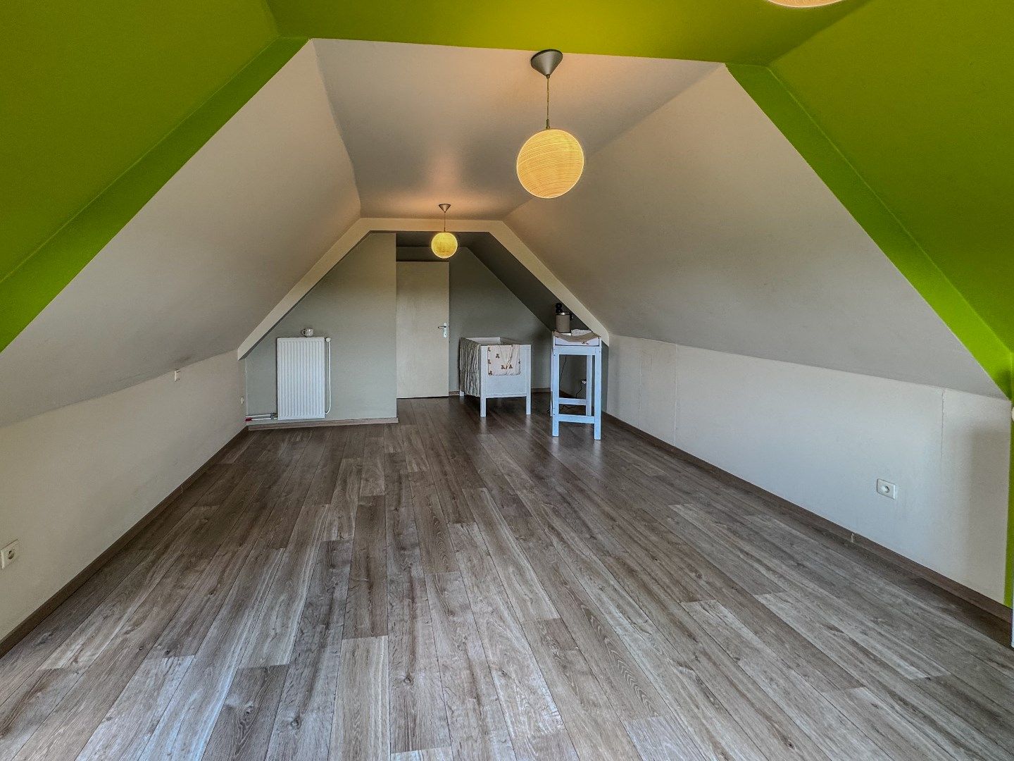 Verrassend ruime woning met 3 slaapkamers, tuin en garage. foto 14