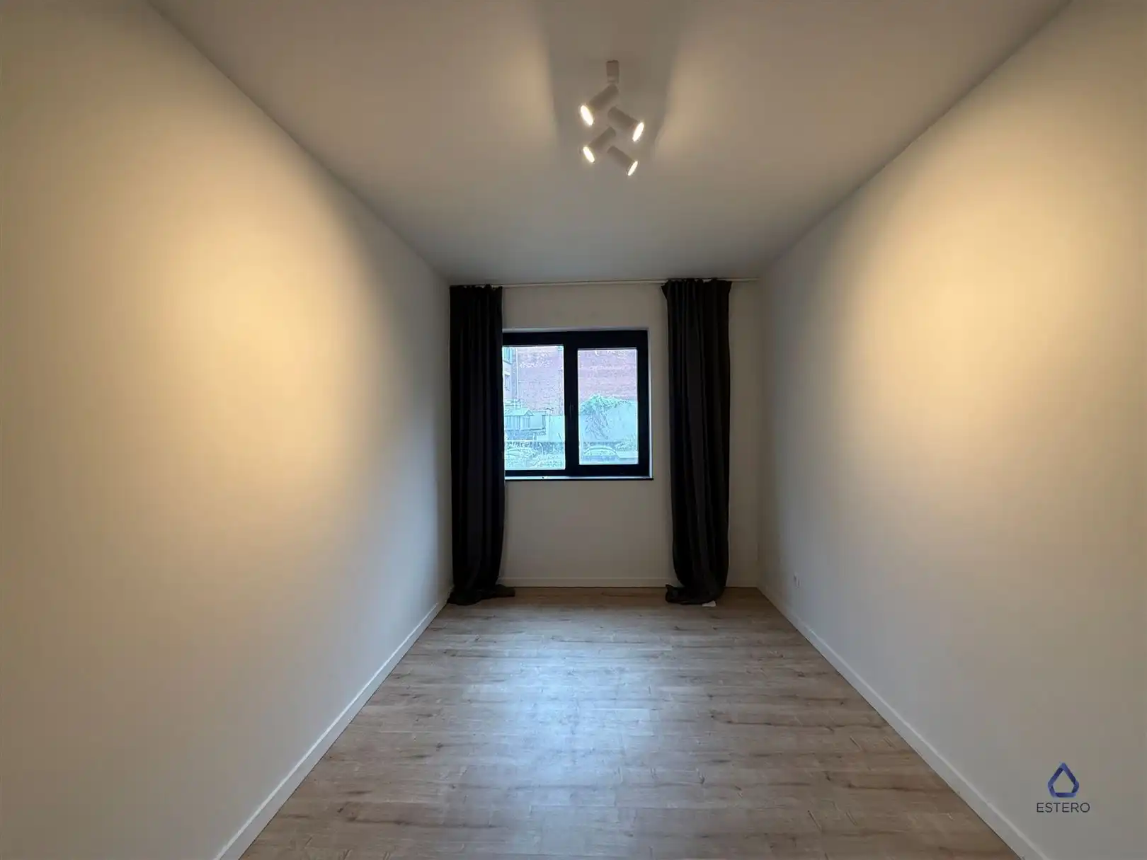 Ruim 2-slaapkamerappartement nabij het bruisende Eilandje foto 8