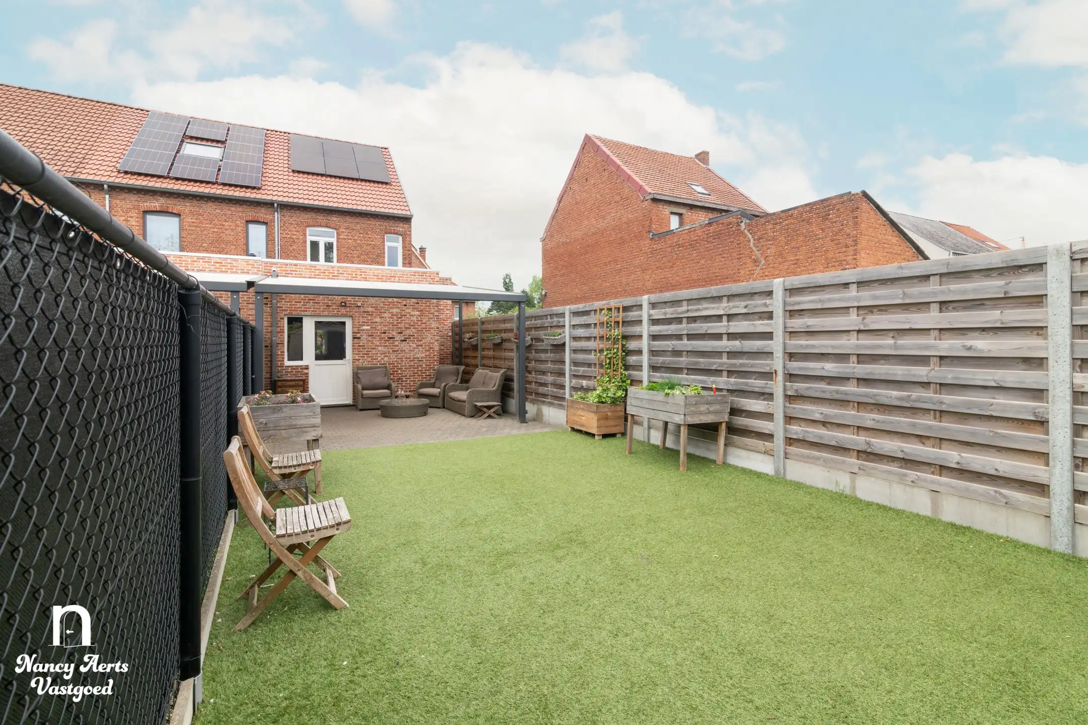 Charmante gerenoveerde woning met zuidgerichte tuin foto 8