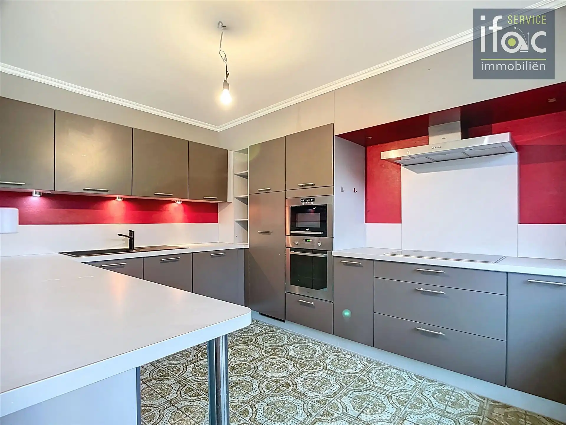 Appartement met twee slaapkamers en garagebox foto 8