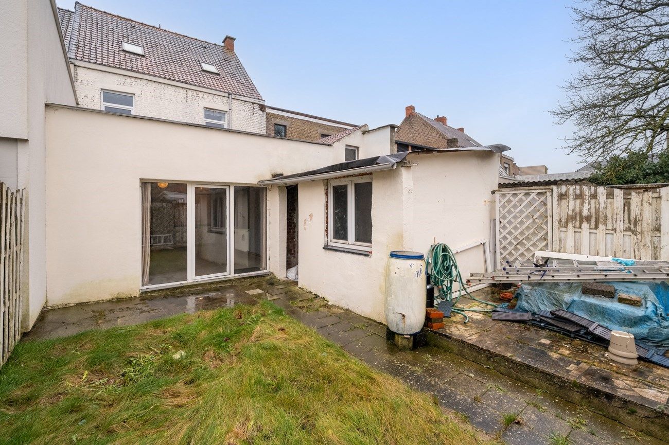 Ruime woning met tuintje en terras. foto 16
