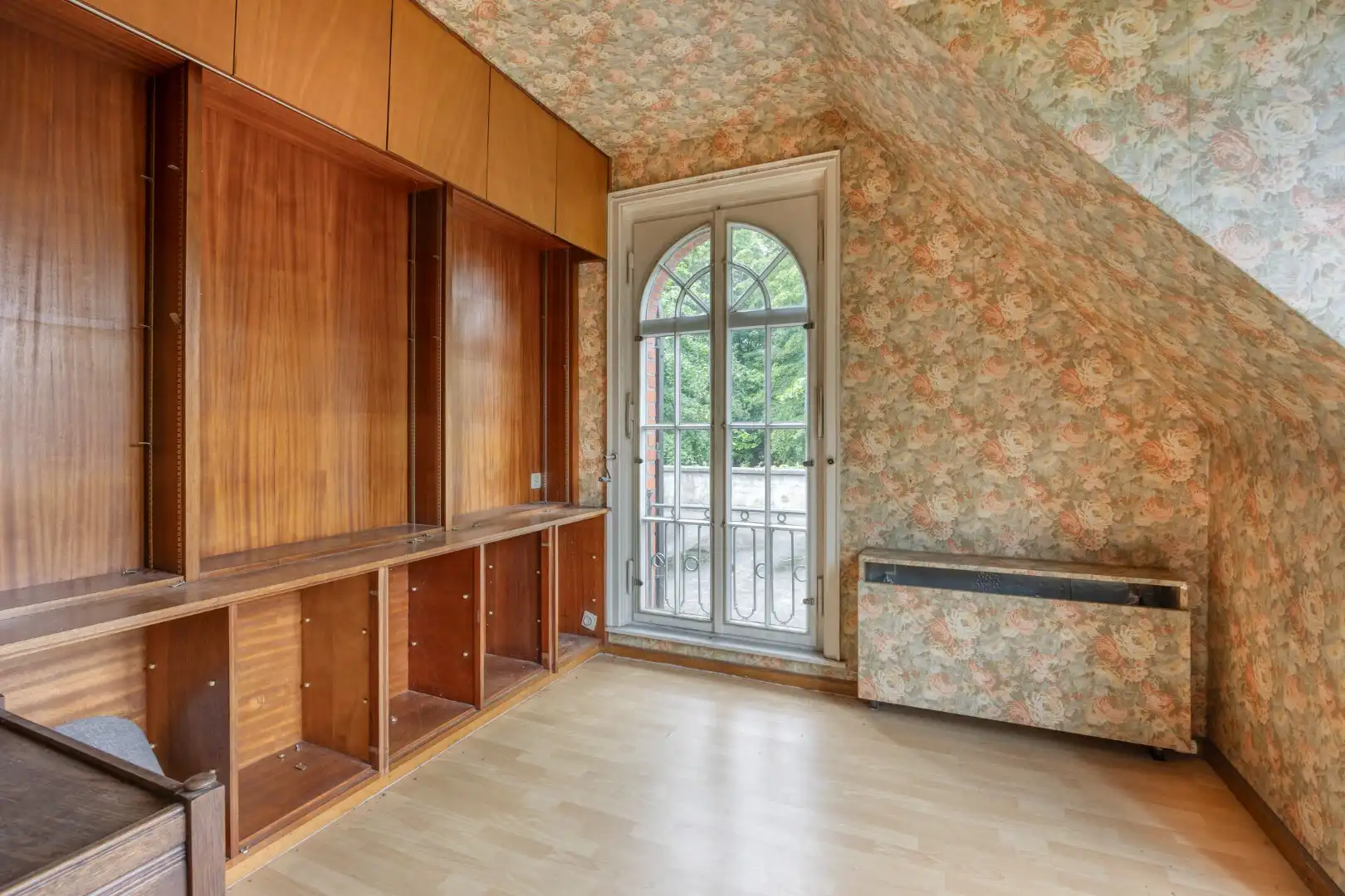 Te renoveren villa aan het kasteel ten Bogaerde foto 18