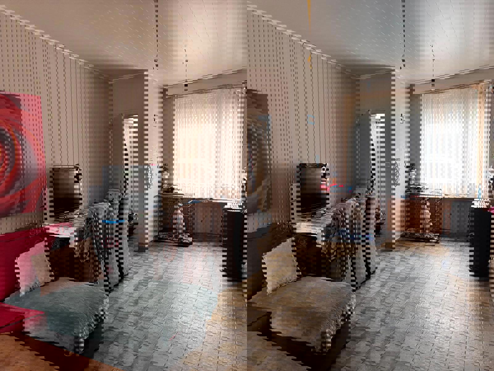 Rijwoning met uitweg achteraan met carport in de directe nabijheid van scholen, centrum  en openbaar vervoer. foto 4