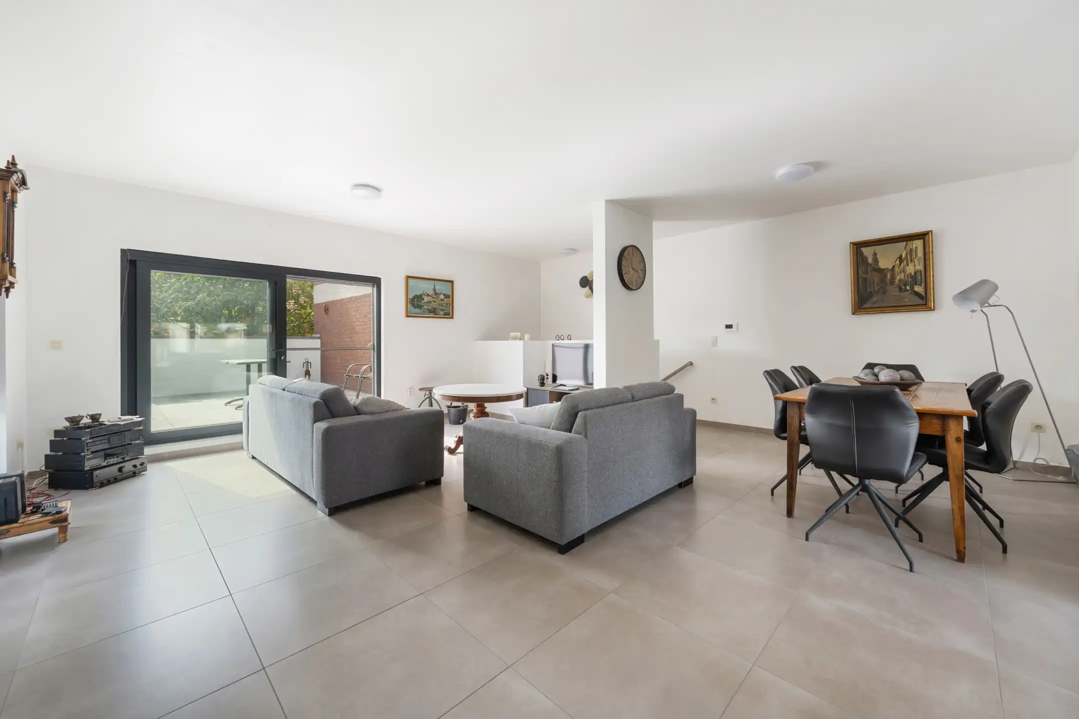 Modern duplexappartement met terras te Zichen foto 2