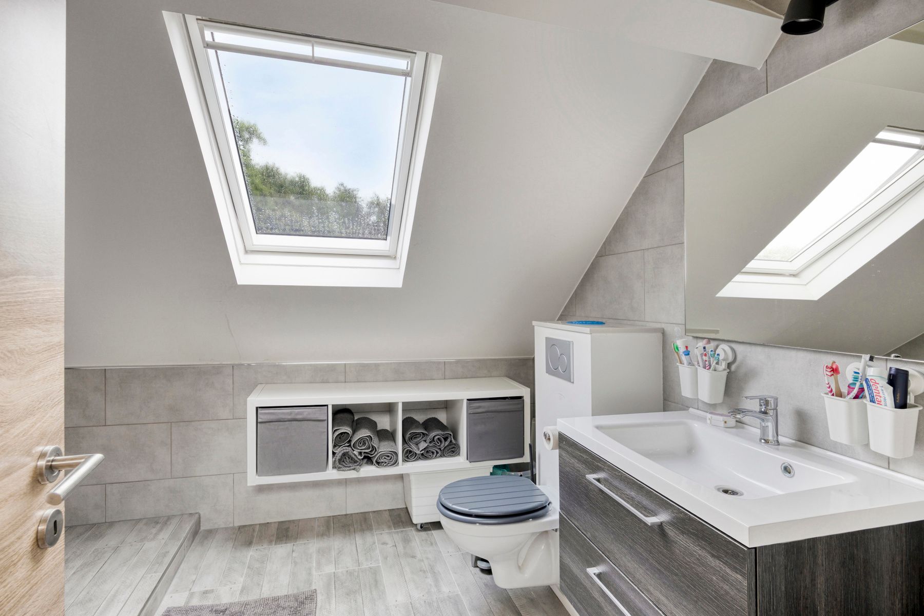 Volledig gerenoveerde, instapklare woning in groene omgeving foto 20