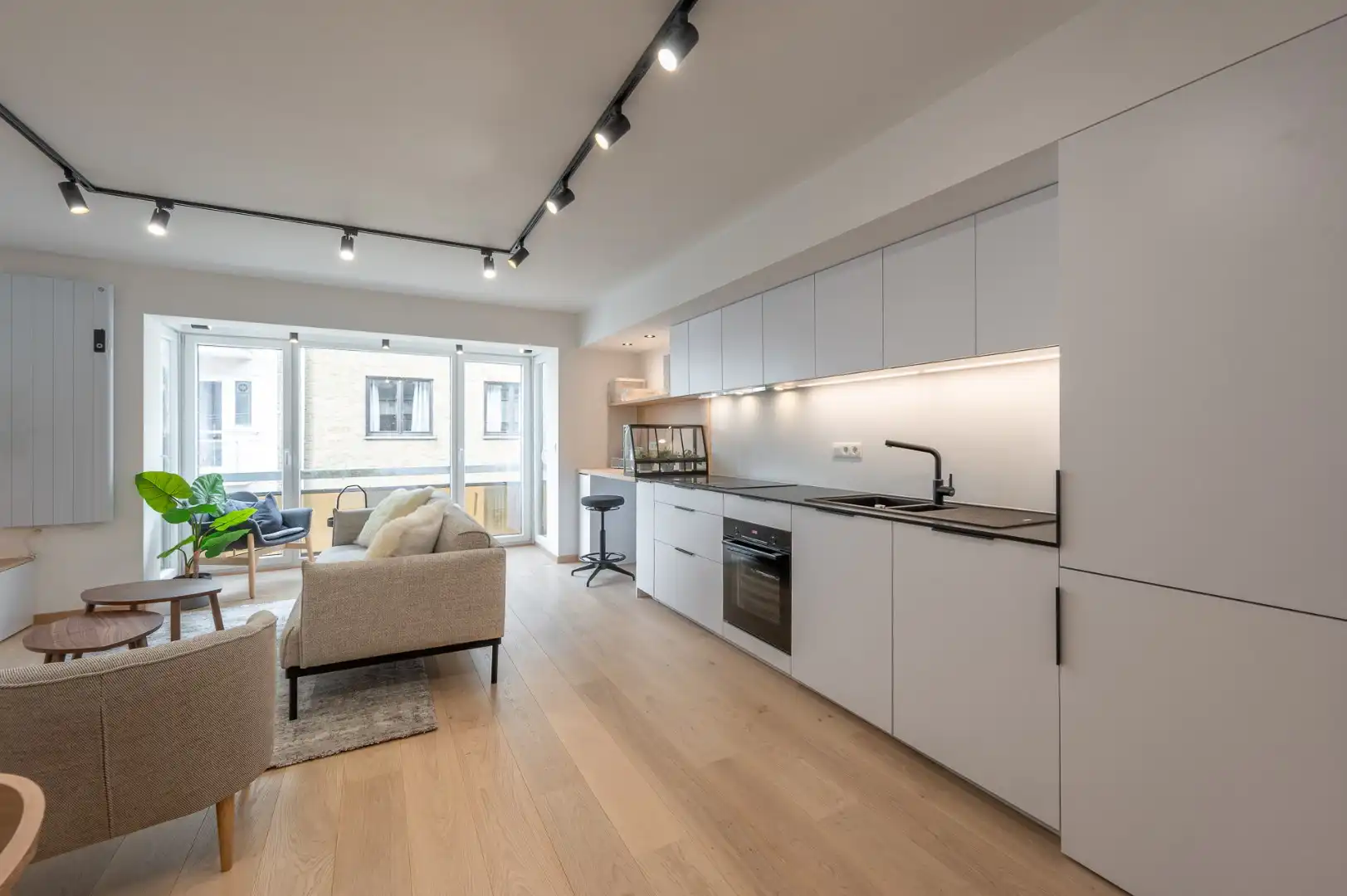 Prachtig afgewerkt appartement met twee slaapkamers en zijdelings zeezicht in Duinbergen.   foto 9