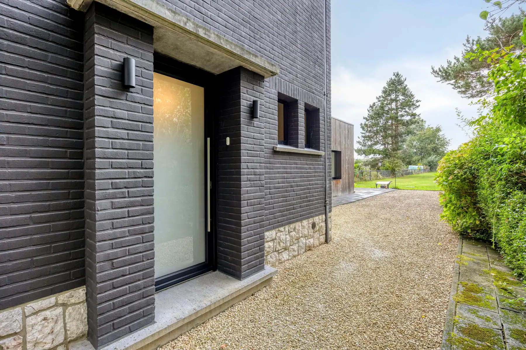 Gerenoveerde halfopen bebouwing op unieke groene ligging in Lovenjoel foto 2