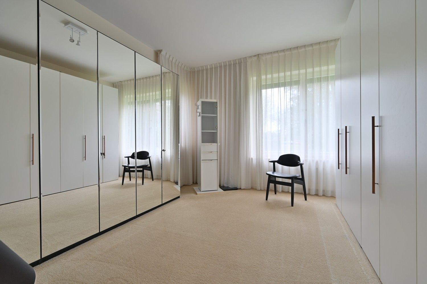 Exclusief, gelijkvloers villa-appartement van 275 m² met 4 slaapkamers, op unieke locatie in Parkdomein Petersheim, nabij het centrum van Lanaken foto 19