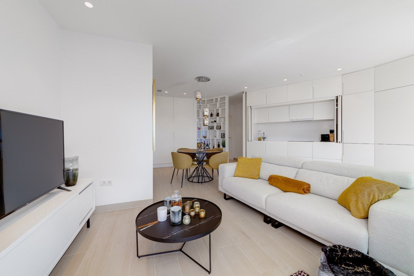 Perfect gelegen penthouse met zeezicht te Las Colinas (Alicante) foto 3