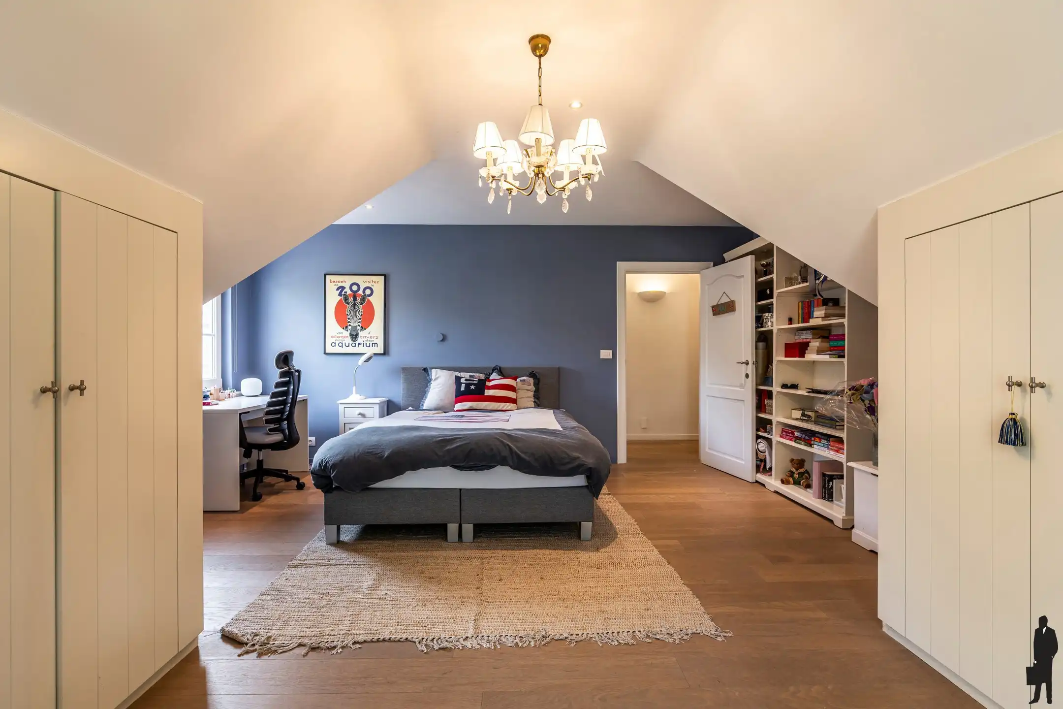 Exclusieve villa met zwembad in doodlopende straat foto 17