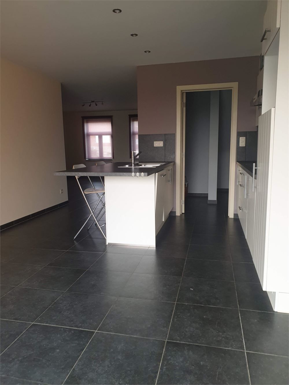 Prachtige woning met 5 slaapkamers! foto 5