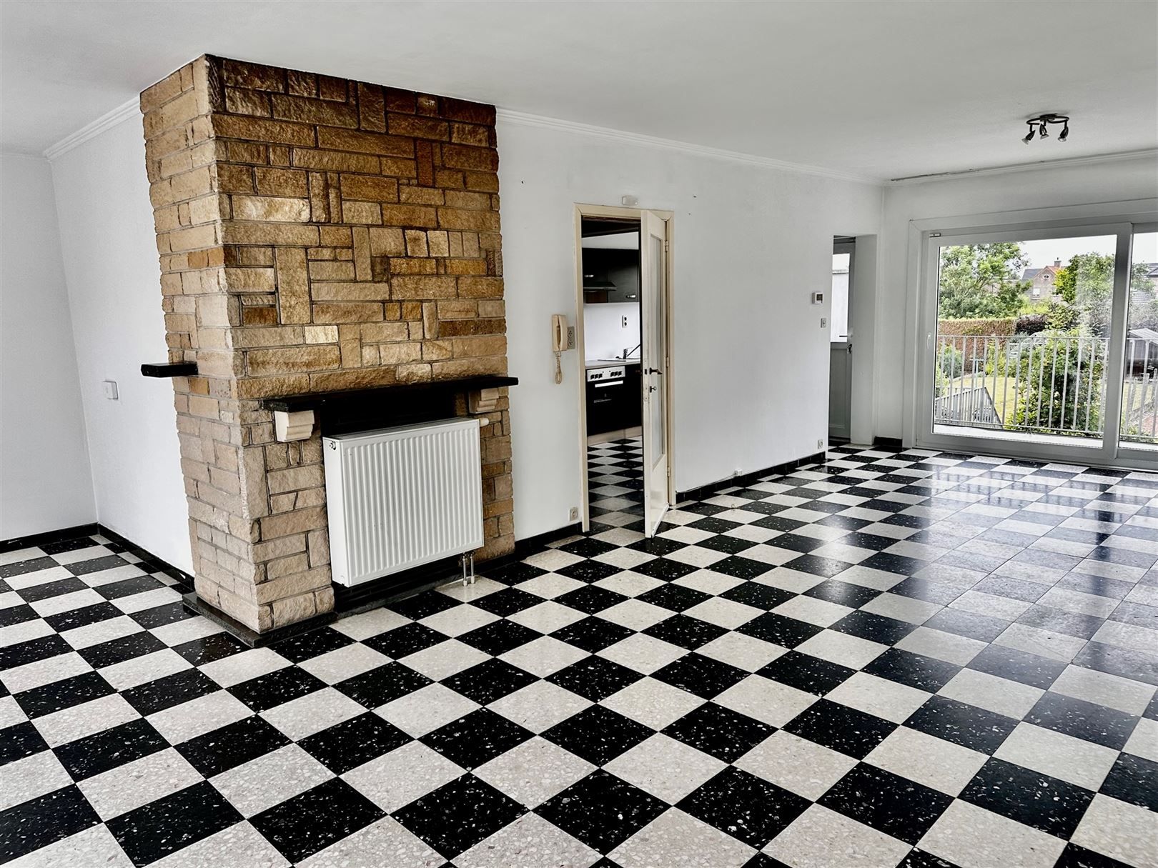Bel-etage woning te huur  foto 9