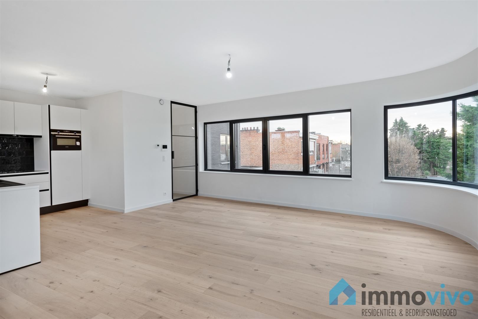 Hoogwaardig vernieuwbouwappartement met 2 slpk's en overdekt terras foto 2