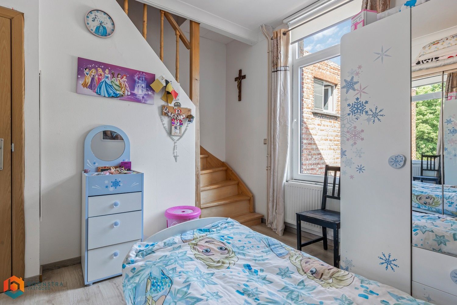 Instapklare woning met 3 slpkrs en garage foto 14