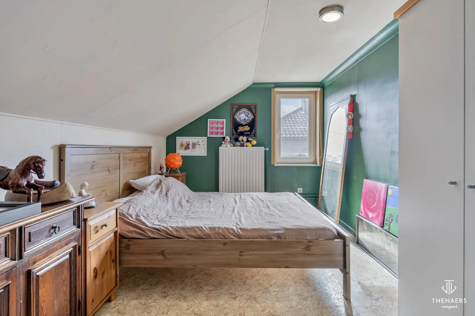 Ruime halfopen gezinswoning met 194 m² woonoppervlakte, drie slaapkamers en aangename tuin in Heers. foto 23