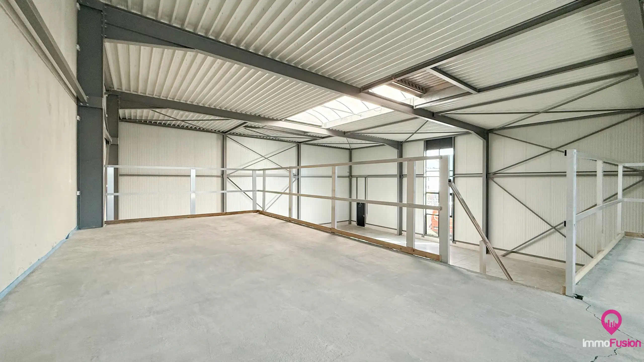 Recente, instapklare magazijnruimte van 440 m² te Houthalen! foto 23