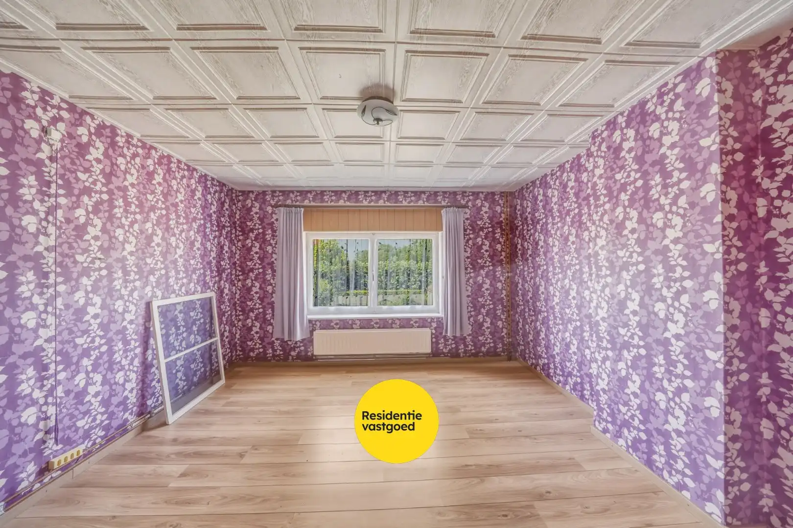 Ruime halfopen woning met 4 slaapkamers, tuin en garage foto 16
