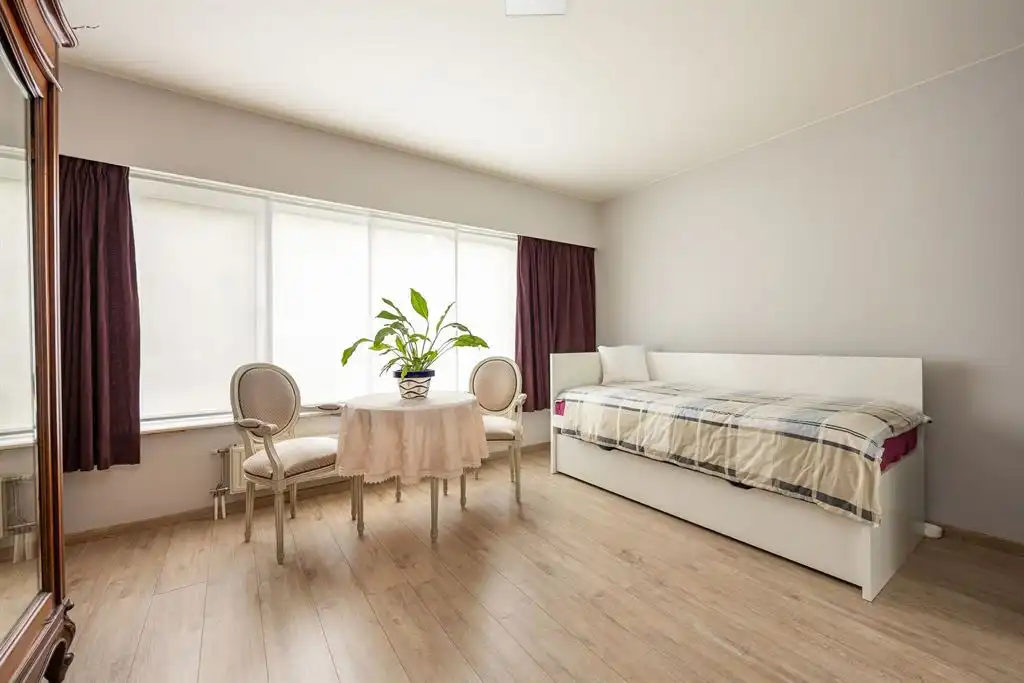 Mooi afgewerkt gelijkvloersappartement als investering foto 9