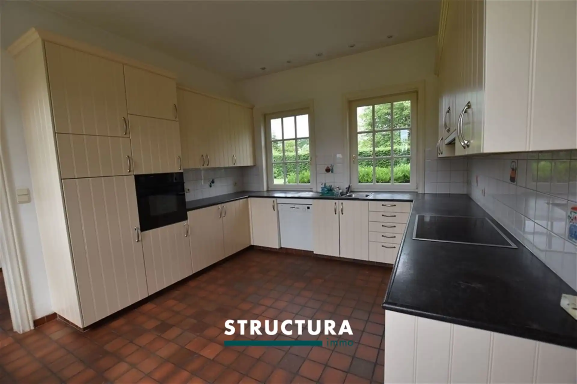 Unieke villa te huur in Humbeek foto 8