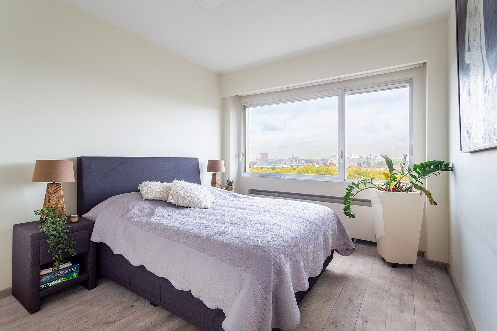 Instapklaar hoekappartement (150 m²) met veel lichtinval op de zevende verdieping foto 19
