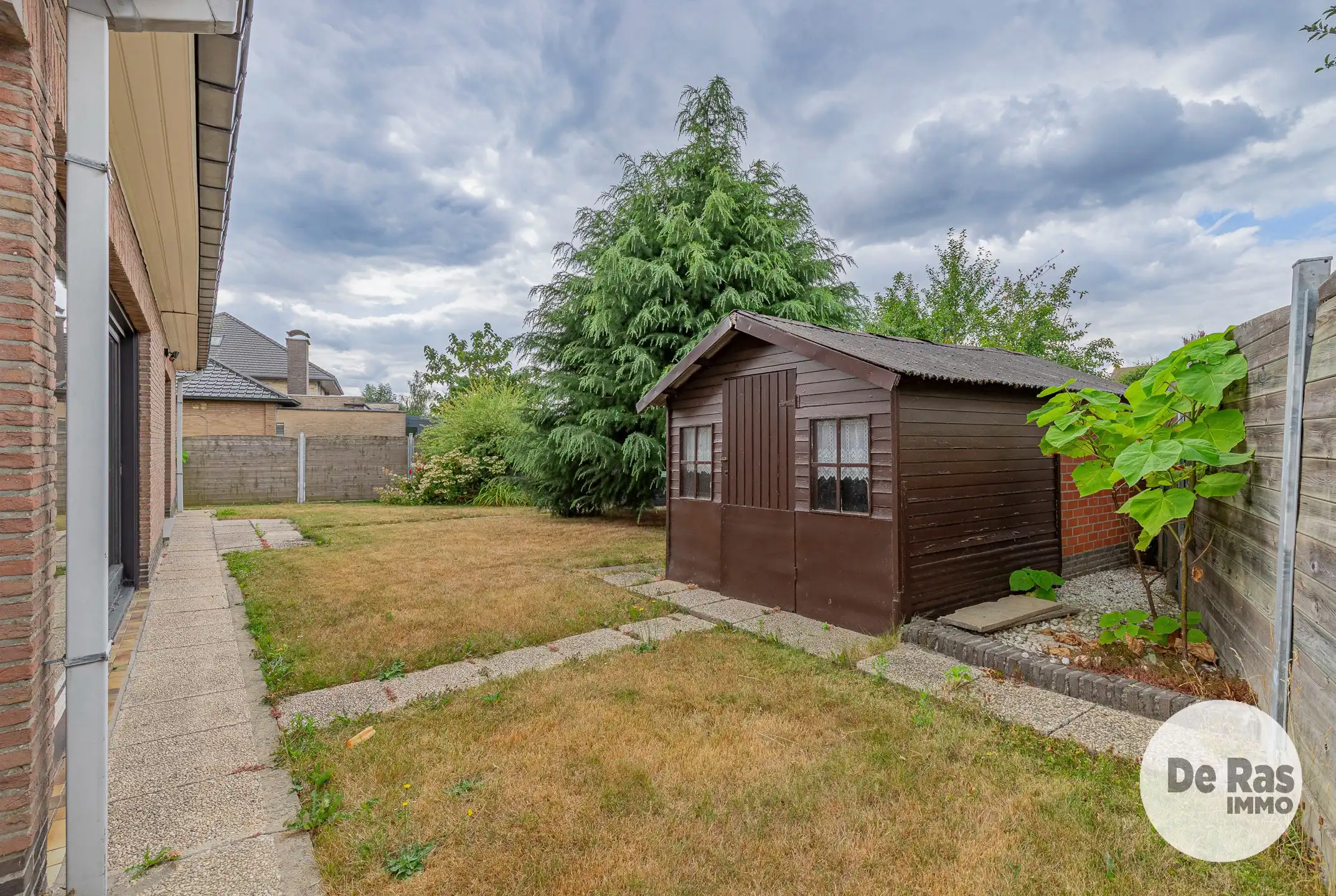 HERZELE - Bungalow in rustige woonwijk op toplocatie foto 21