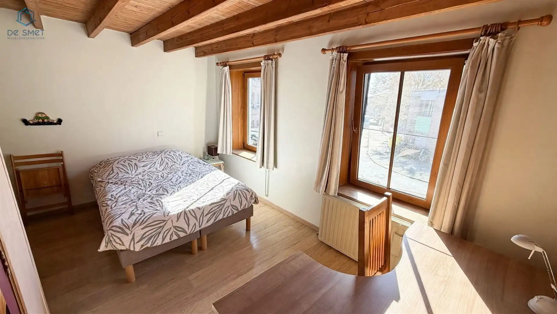 INSTAPKLARE WONING MET 4 SLAAPKAMERS, GARAGE EN VEELZIJDIG BIJGEBOUW foto 14