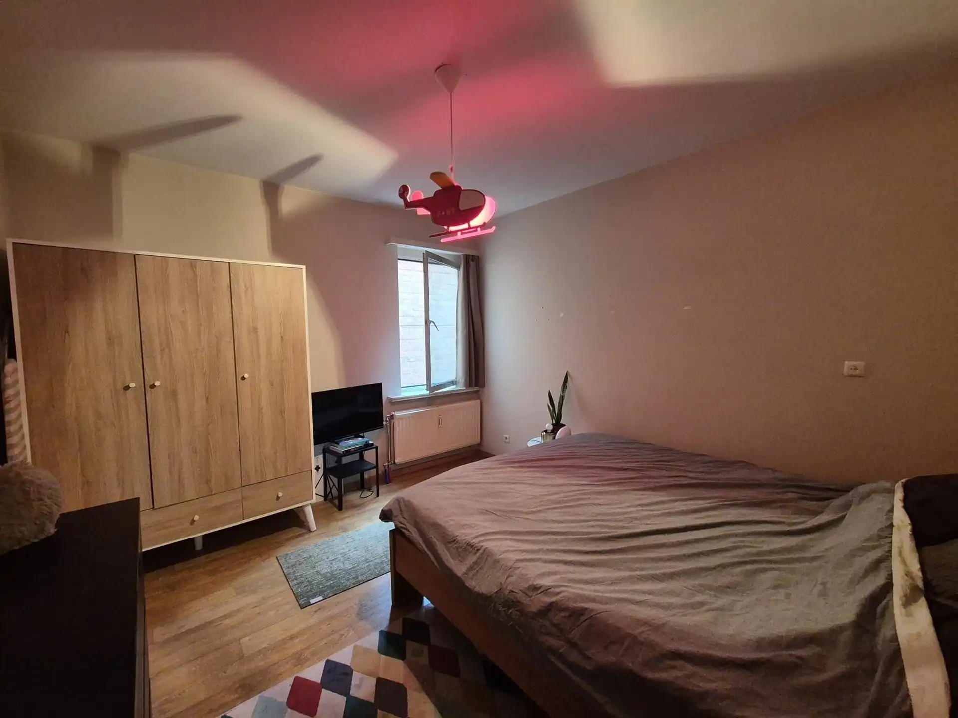Interessant gelegen appartement met terras en garage. foto 15