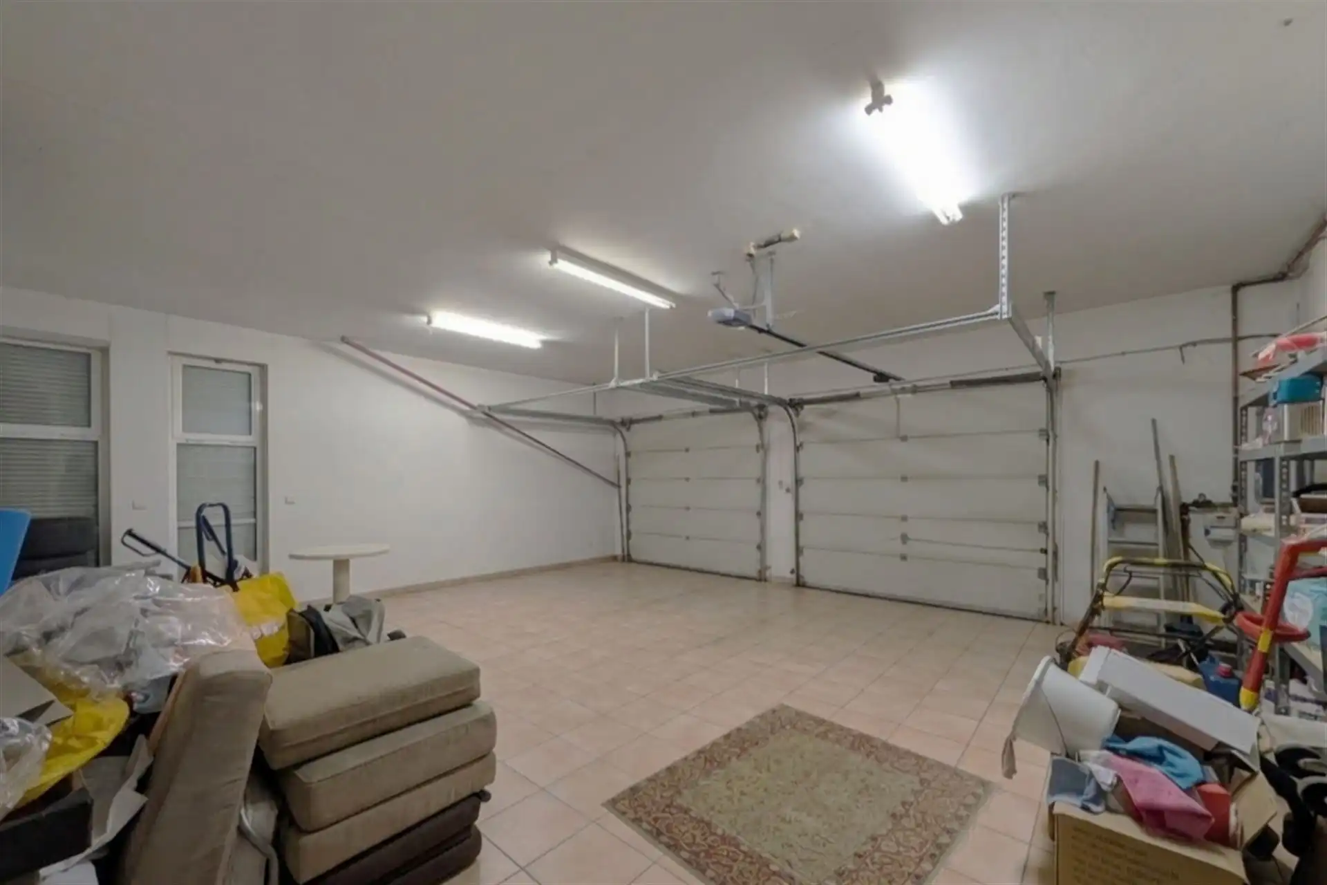 Verzorgde villa met 4 slpk. en veel privacy nabij de grens met Maastricht (NL) foto 21