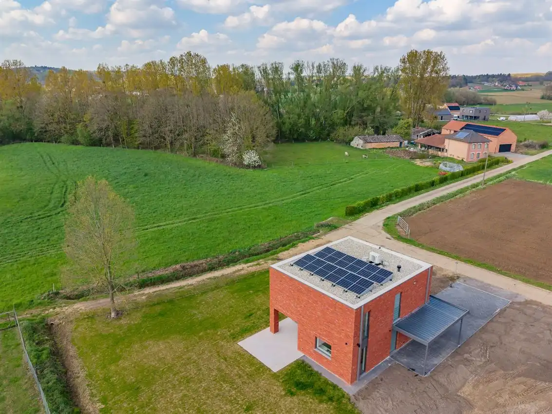 Nieuwbouwwoning, gunstig gelegen, 3 slpk, tuin, carport foto 40