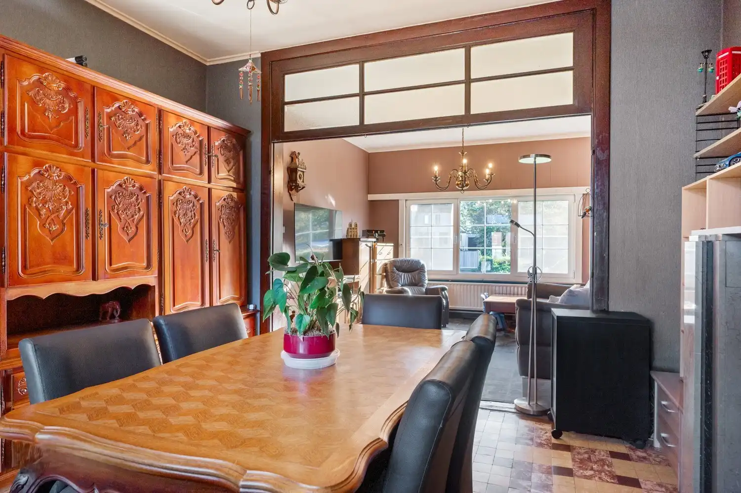 Authentieke woning met 4 slpkrs, loft en magazijn te O-L-V-Waver foto 30