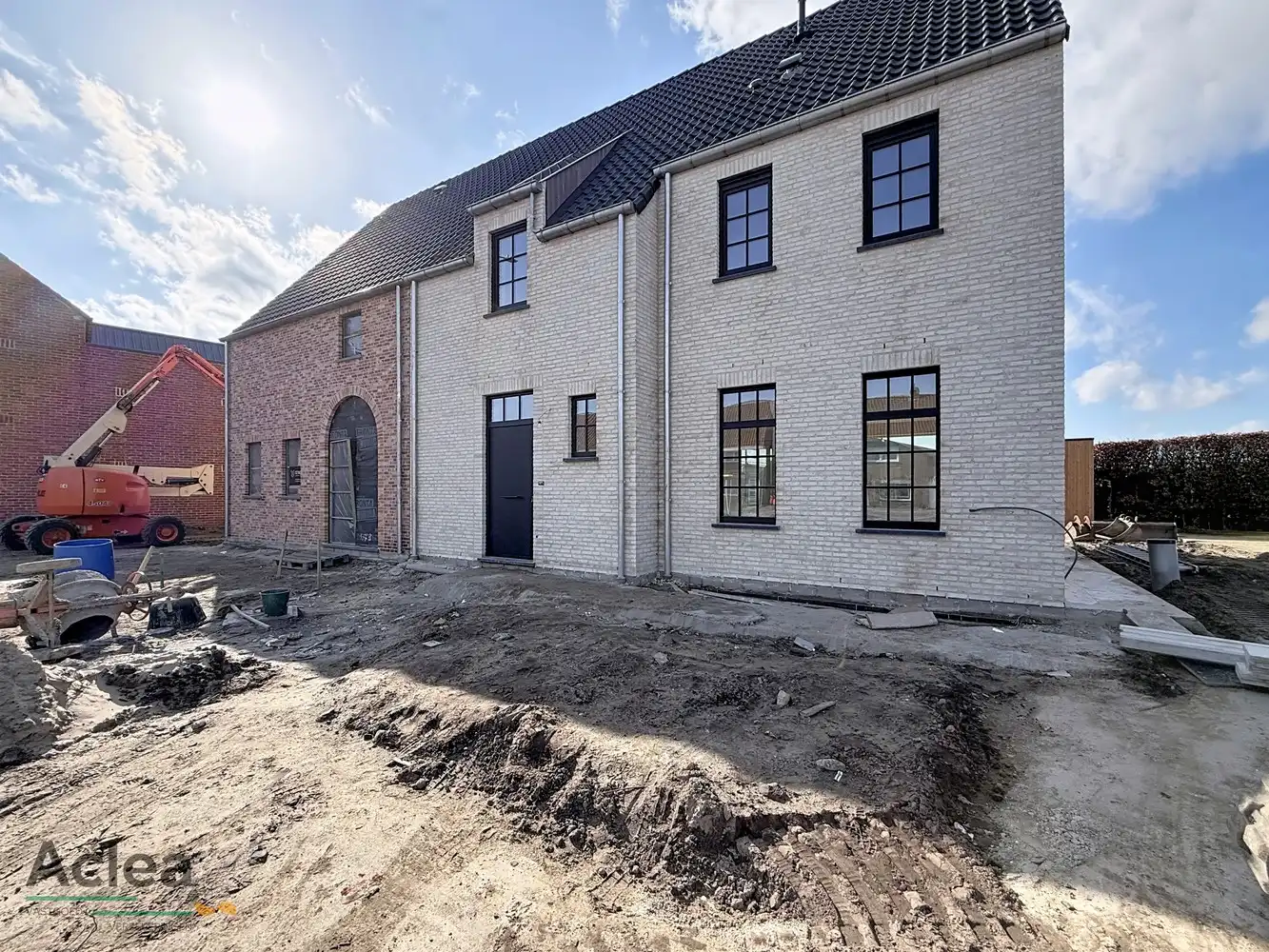 Ruime nieuwbouw woning in landelijke stijl met 4 slaapkamers foto 17