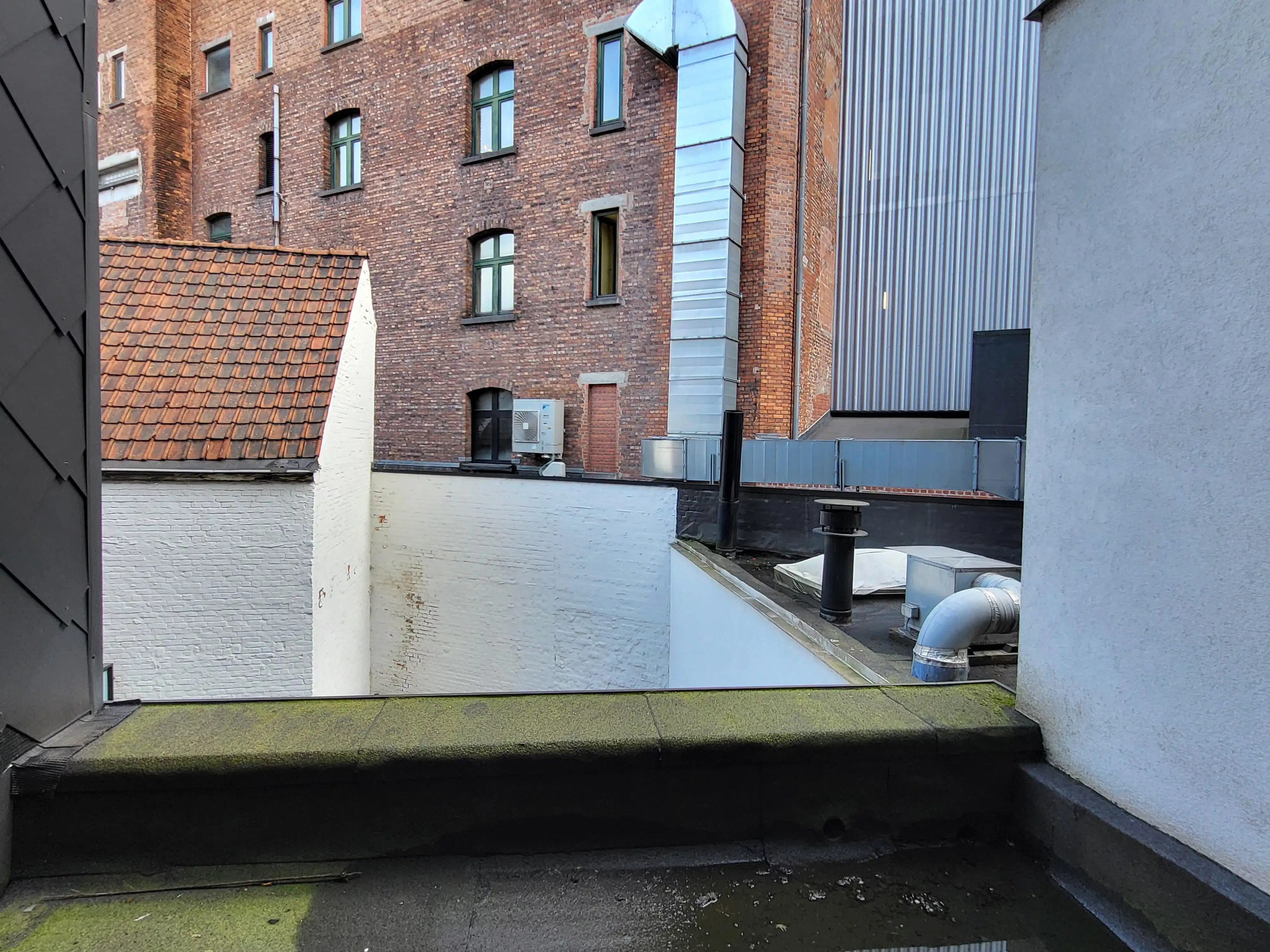 Prachtig energiezuinig appartement met 2 slaapkamers en zonnig balkon, in het centrum van de Stad Gent.  foto 26